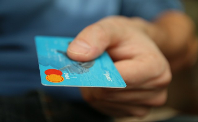 Seguradoras divulgam procedimentos para débito bancário